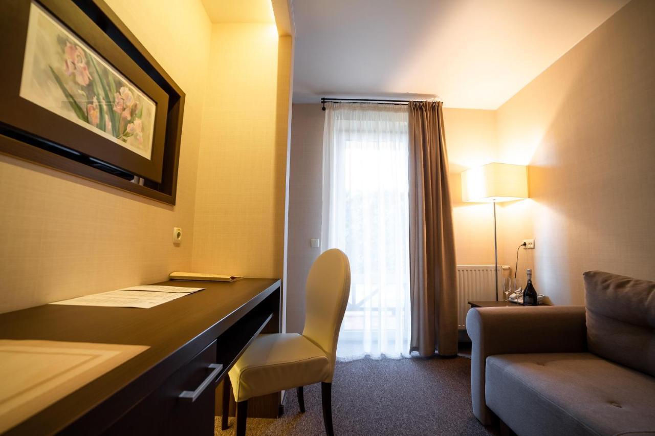 Sribni Leleky Hotel & Spa Luck Kültér fotó
