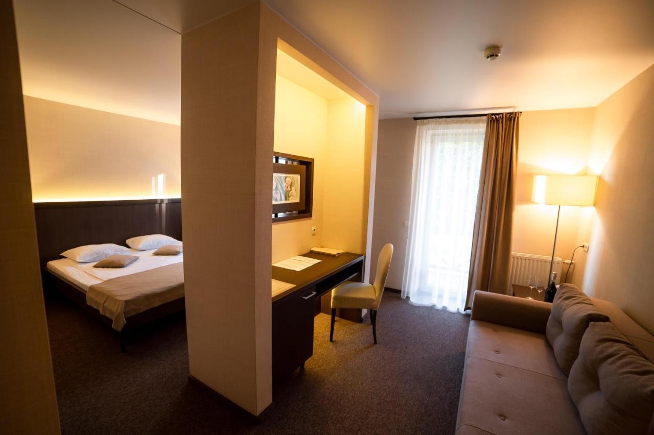 Sribni Leleky Hotel & Spa Luck Kültér fotó